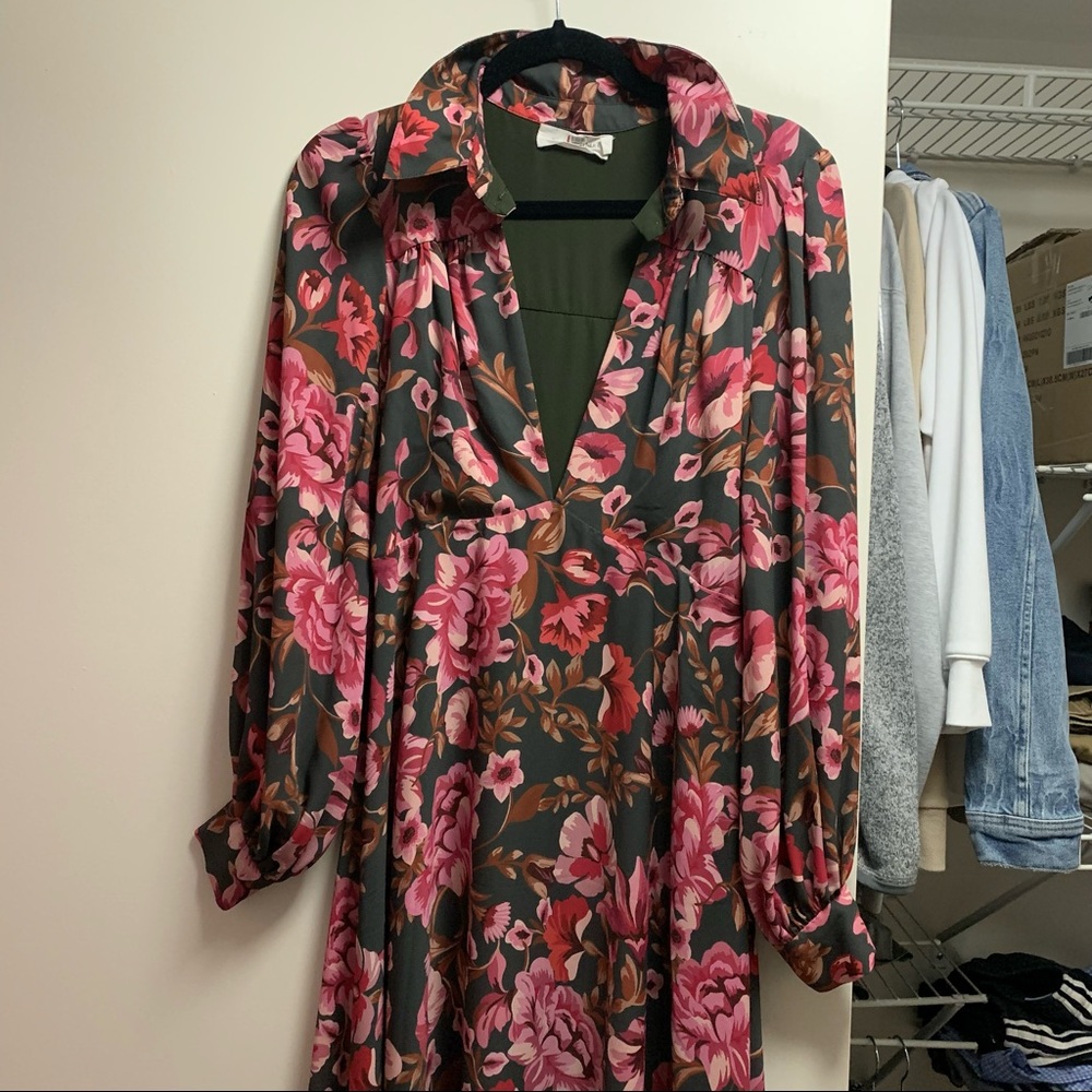 Long sleeve floral maxi dress